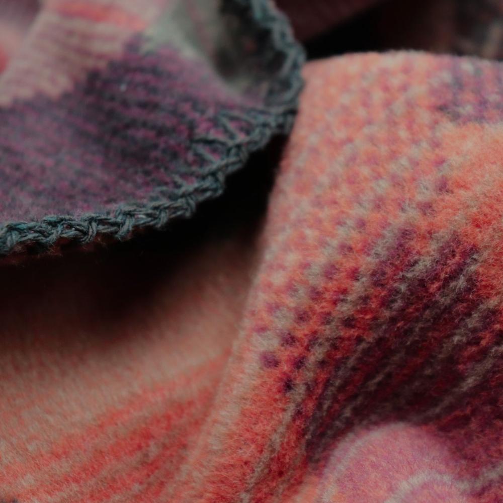 Biederlack blanket - Garnet Glow