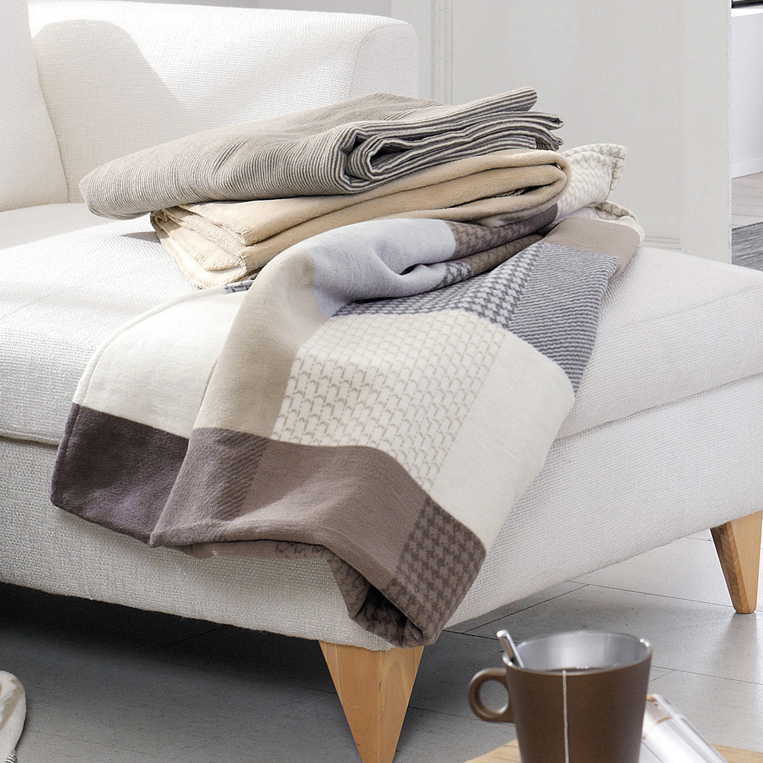 Ibena blanket Pittsburgh 1975-300.jpg